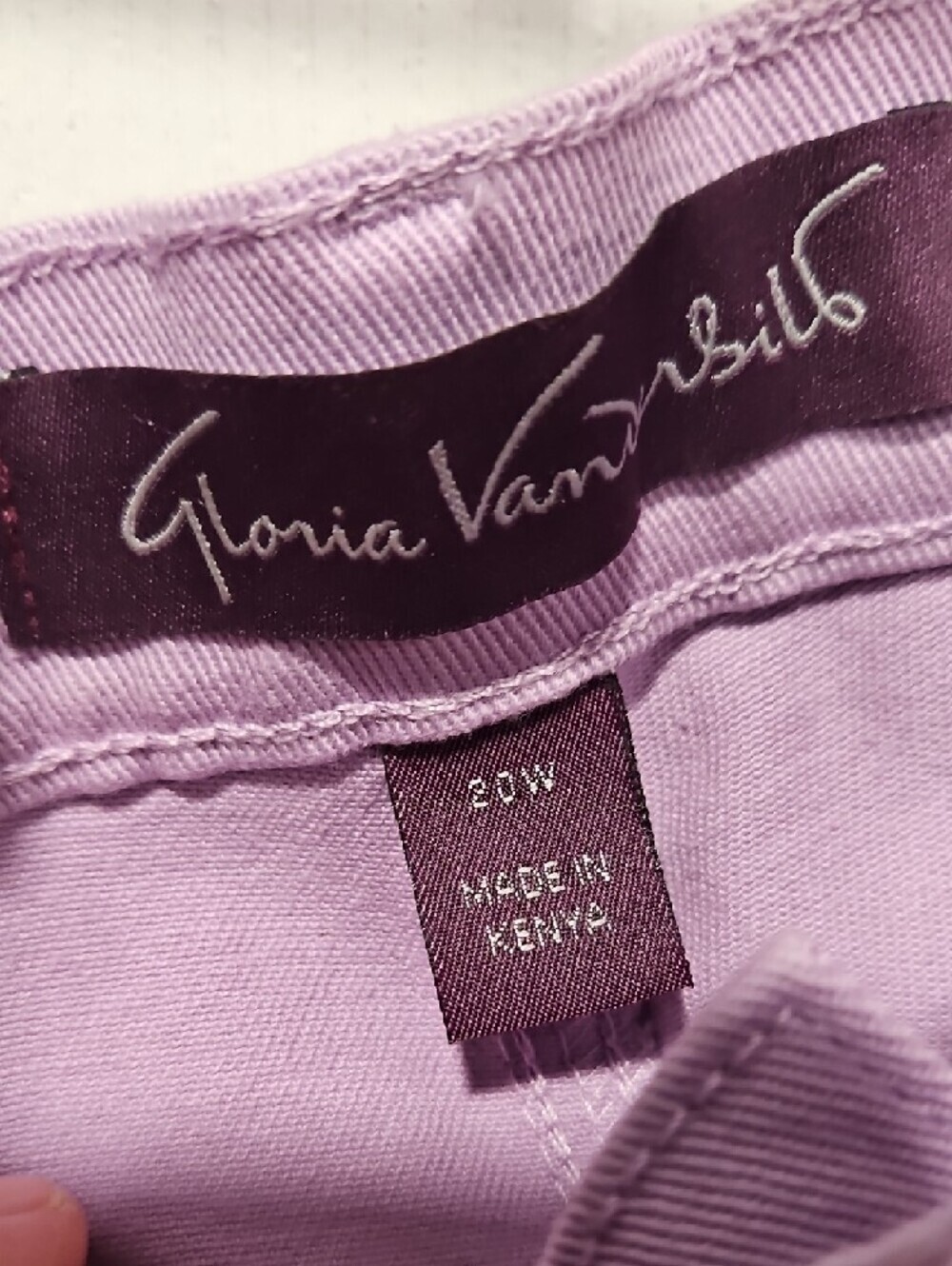 Gloria Vanderbilt Lilac Jeans - Picture 2 of 5